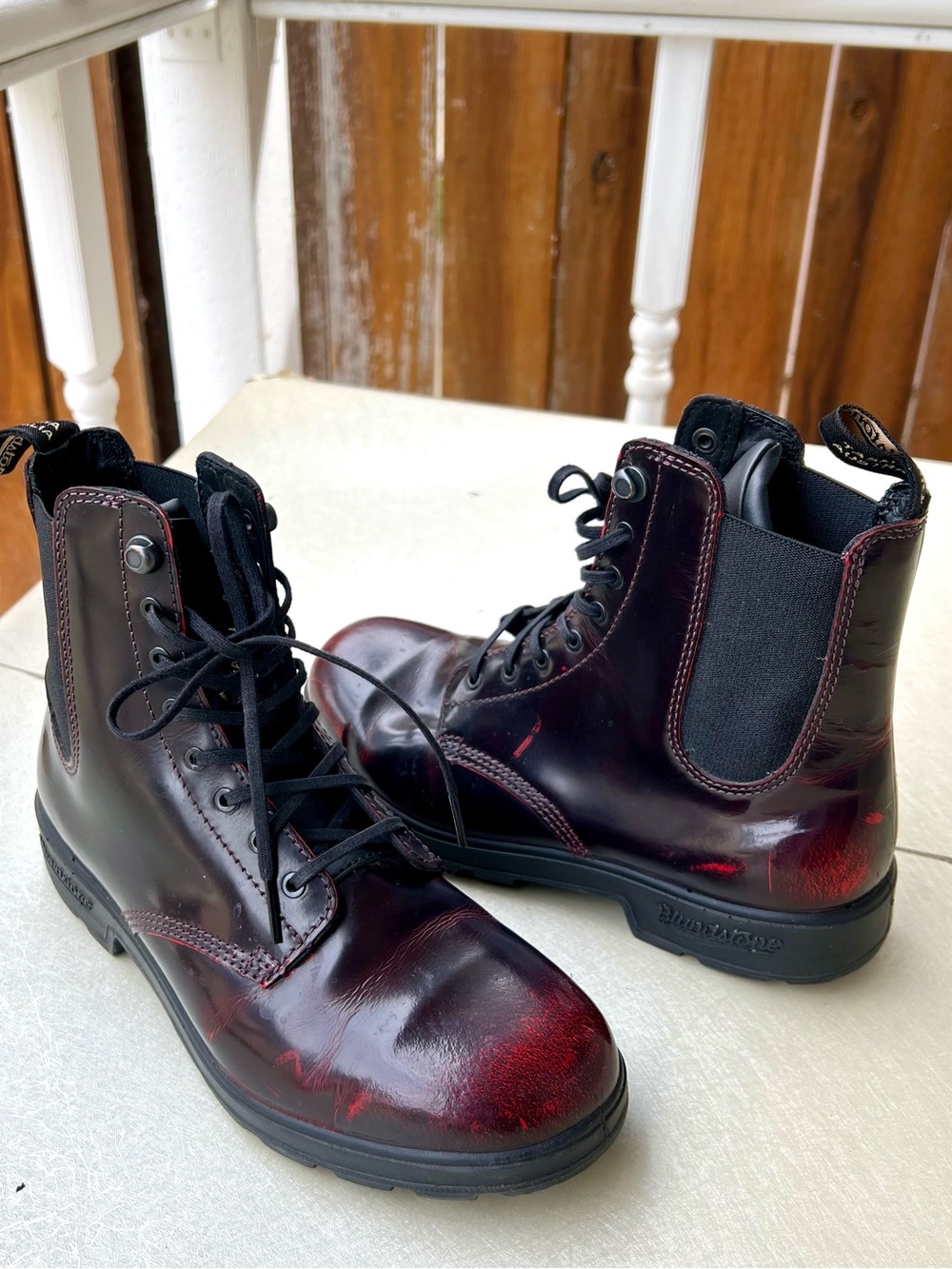 Blundstone Women's Original Lace-Up Boots (Style #2220) - Bordeaux Brush Size 5